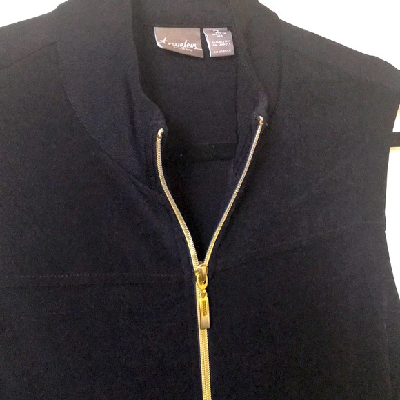 CHICO’S TRAVELERS BLACK ZIPPERED VEST TOP - Picture 2 of 5